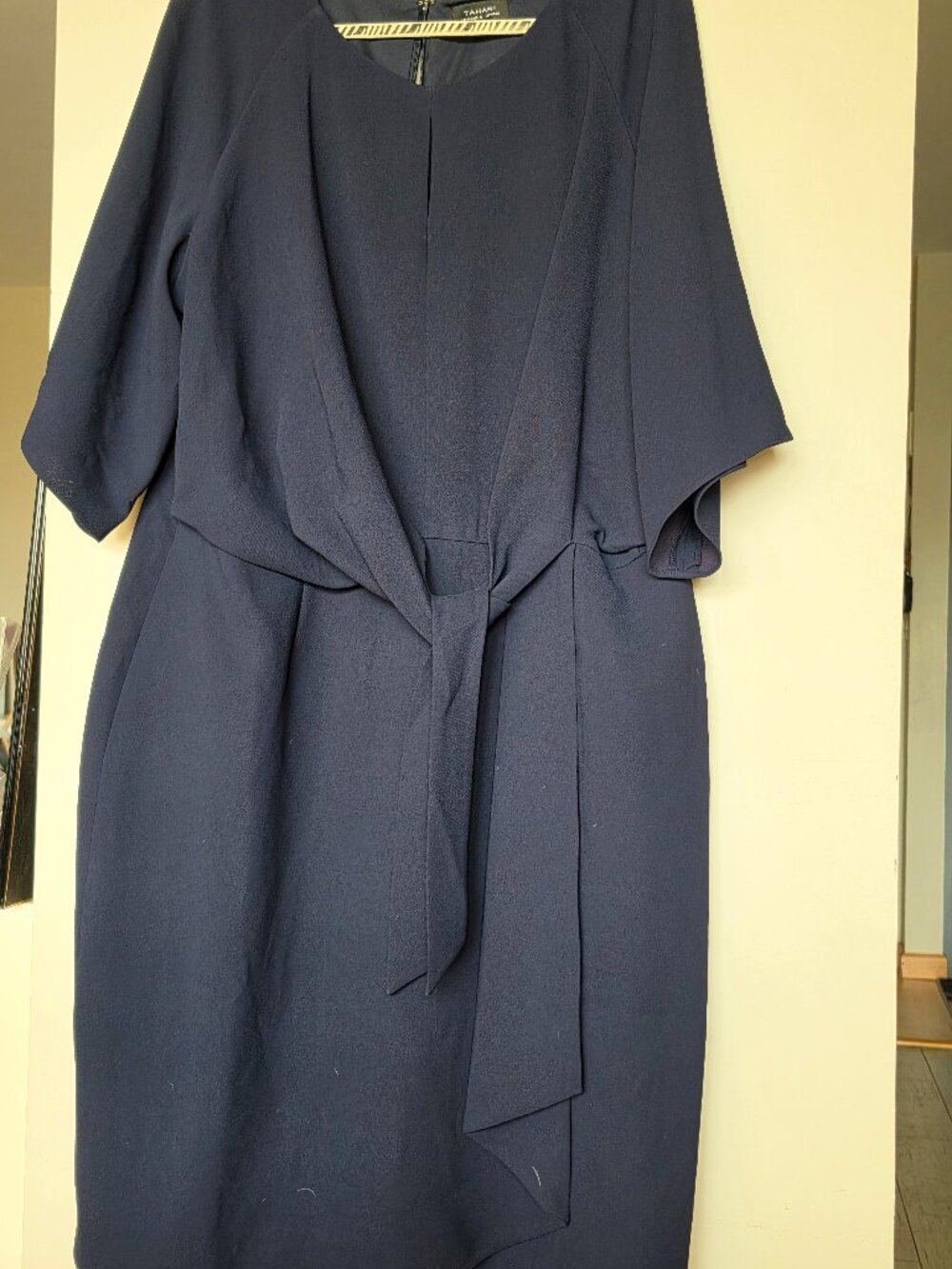 TAHARI Navy Blue Flutter Sleeve Tie Waist Midi Dress